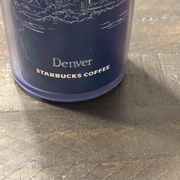 VTG 2004 Starbucks Denver Blue Plastic Tumbler Coffee Cup Mountain Design 12oz - Picture 5 of 8